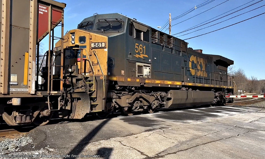 CSX 561